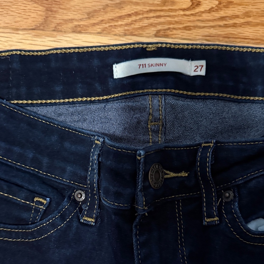 Levi's Women's Navy Skinny Jeans - Picture 4 of 4